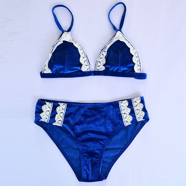 2020 luxury designers velvet bikinis push up swimwear women brazilian swim wear bathing suits woman swimsuit bikini set female beach biquini
2020 luxury designers velvet bikinis push up swimwear women brazilian swim wear bathing suits woman swimsuit bikini set female beach biquini