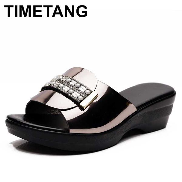 timetang rhinestone summer slippers for women women sandals and slippers fashion shoes for big size 40-42 metal decoration, Black
timetang rhinestone summer slippers for women women sandals and slippers fashion shoes for big size 40-42 metal decoration, Black