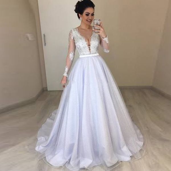 vestido de noiva deep v neck long sleeves wedding dresses silver appliques shiny tulle bridal wedding gowns floor length buttons, Blue;red
vestido de noiva deep v neck long sleeves wedding dresses silver appliques shiny tulle bridal wedding gowns floor length buttons, Blue;red
