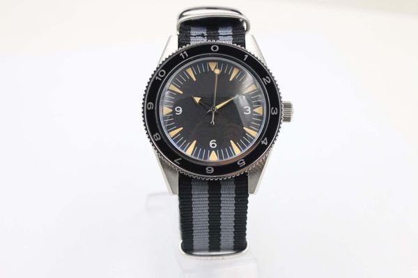 2020 co-axial watch transparent back cover automatic 2813 mechanical black dial sapphire mirror nylon strap mens watch, Slivery;brown
2020 co-axial watch transparent back cover automatic 2813 mechanical black dial sapphire mirror nylon strap mens watch, Slivery;brown