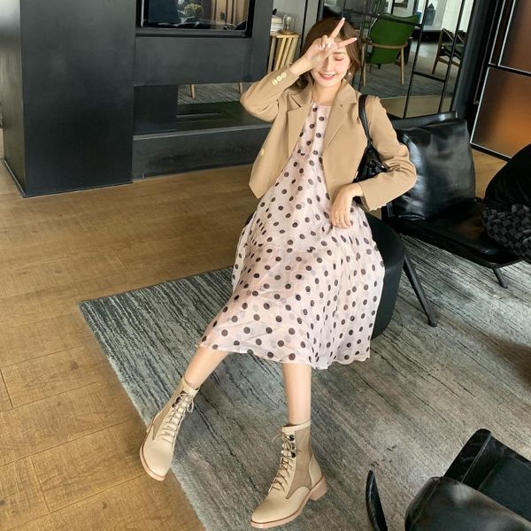 2020 spring and summer new hollow lace thick with roman sandals fashion wild sandals middle heel women casual boots z953, Black
2020 spring and summer new hollow lace thick with roman sandals fashion wild sandals middle heel women casual boots z953, Black