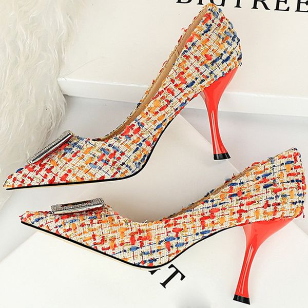 2020 spring autumn luxury women sequin 8cm thin high heels pumps bling cloth crystal oranger kitten heels valentine bride shoes, Black
2020 spring autumn luxury women sequin 8cm thin high heels pumps bling cloth crystal oranger kitten heels valentine bride shoes, Black