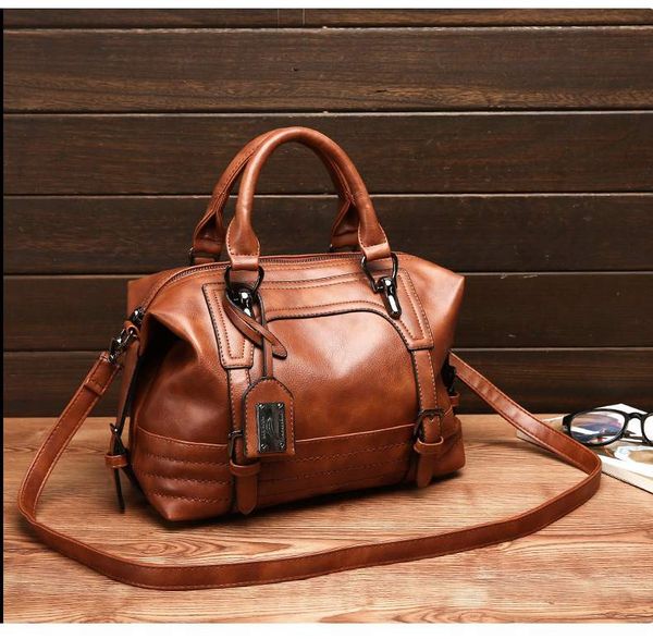 2020 new women bag oil wax leather handbags luxury lady handbags boston bag single shoulder ladies tote crossbody
2020 new women bag oil wax leather handbags luxury lady handbags boston bag single shoulder ladies tote crossbody