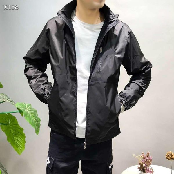 2021 mens hooded windbreaker jacket autumn 2020 casual vintage color block loose track hoodie jacket coats streetwear hiphop 1896, Black;brown
2021 mens hooded windbreaker jacket autumn 2020 casual vintage color block loose track hoodie jacket coats streetwear hiphop 1896, Black;brown