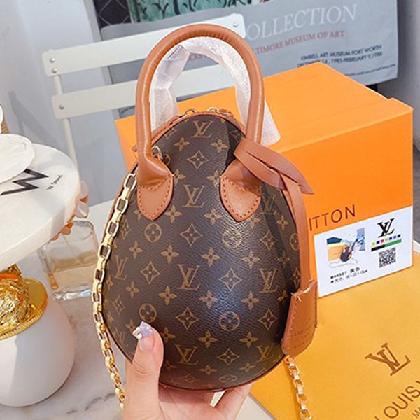 designer handbags concise classic handbags designer messenger bags fine and generous concise and trend handbags size 15cmx20cm
designer handbags concise classic handbags designer messenger bags fine and generous concise and trend handbags size 15cmx20cm