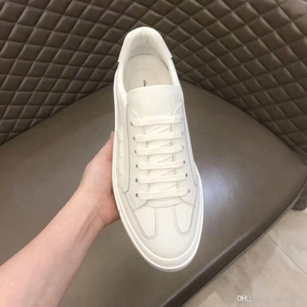 fashion stitching men's casual sneakers, luxury designer high-quality wild casual shoesaf, Red;white
fashion stitching men's casual sneakers, luxury designer high-quality wild casual shoesaf, Red;white