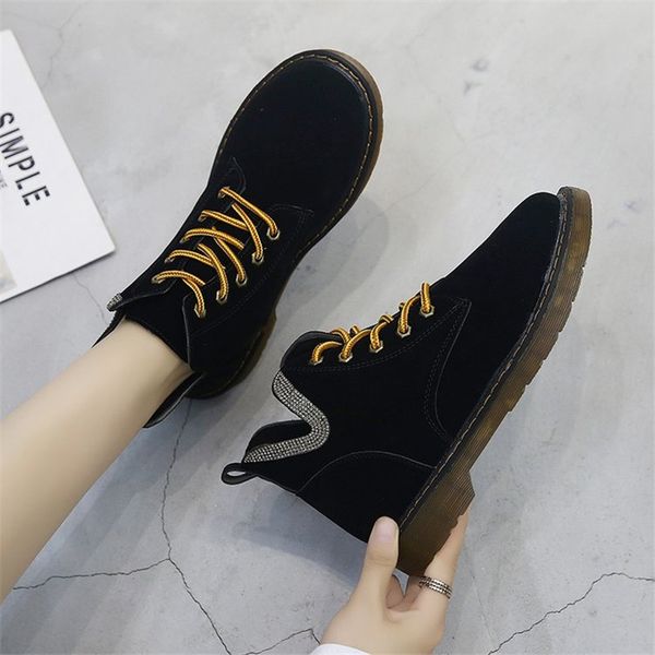 new fashion women boots autumn winter boots classic lace up snow ankle non-slip suede warm fur plush women shoes, Black
new fashion women boots autumn winter boots classic lace up snow ankle non-slip suede warm fur plush women shoes, Black