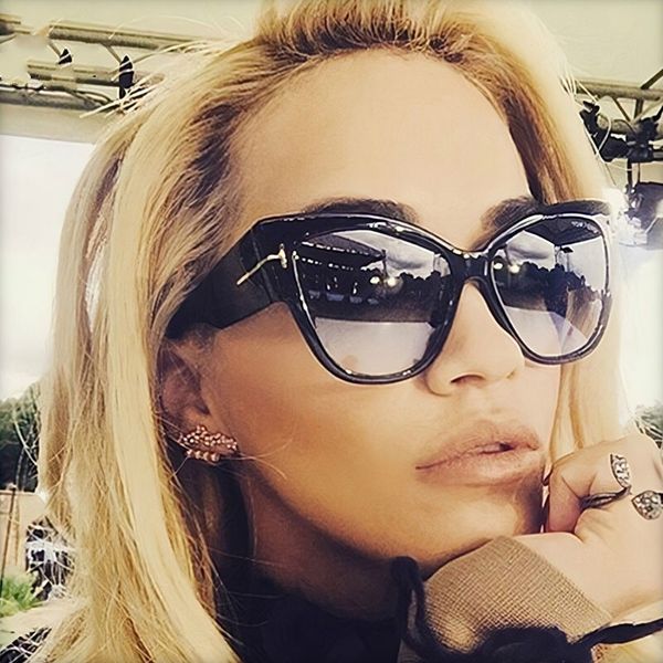 2020 sunglasses women luxury designer black cat eye oversized sunglasses female sun glasses ing, White;black
2020 sunglasses women luxury designer black cat eye oversized sunglasses female sun glasses ing, White;black