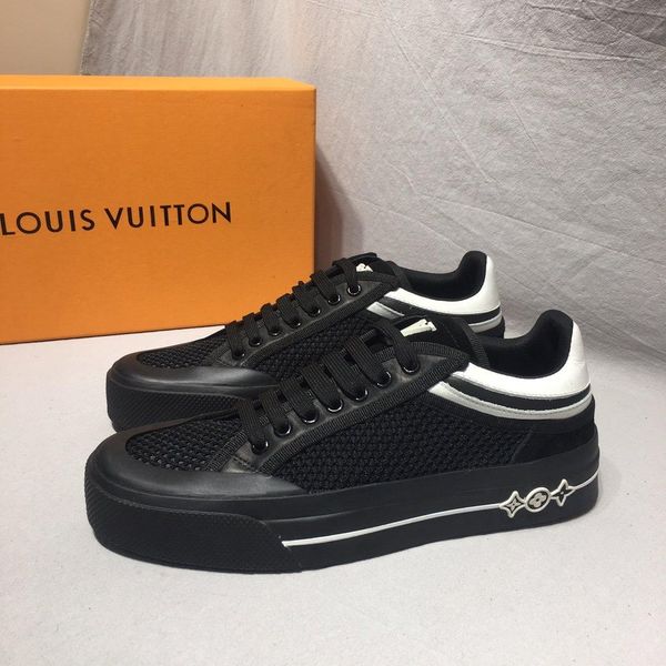 2020 d1 leather lace-up fashion casual mens luxury designer shoes classic flat shoes mens sneakers original box, Black
2020 d1 leather lace-up fashion casual mens luxury designer shoes classic flat shoes mens sneakers original box, Black