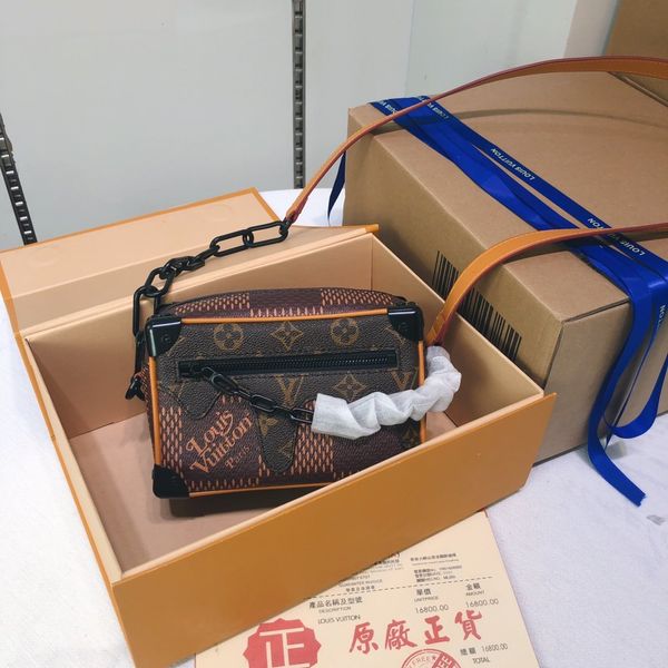 mini soft trunk box bag wallet backpack main card holder duffel bag women handbags handbag horsebit card holder 2020 new, Silver
mini soft trunk box bag wallet backpack main card holder duffel bag women handbags handbag horsebit card holder 2020 new, Silver