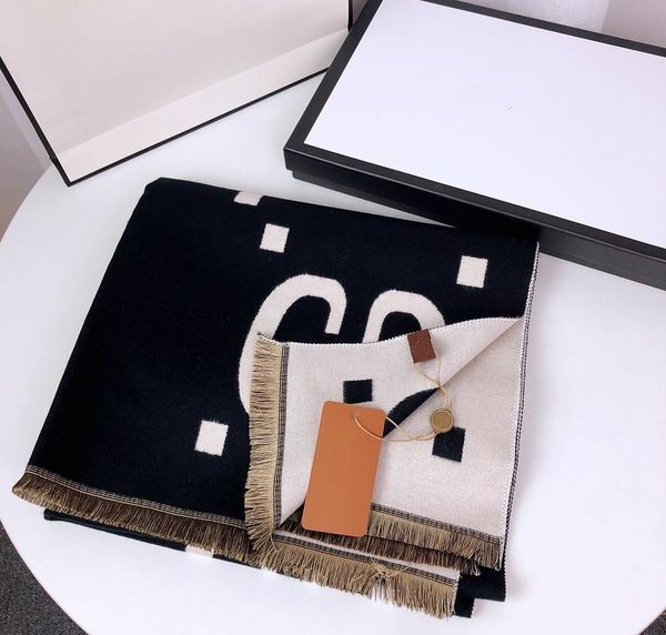 luxury cashmere scarf, classic big-letter scarves for both male and female designers, as a gift, Blue;gray
luxury cashmere scarf, classic big-letter scarves for both male and female designers, as a gift, Blue;gray