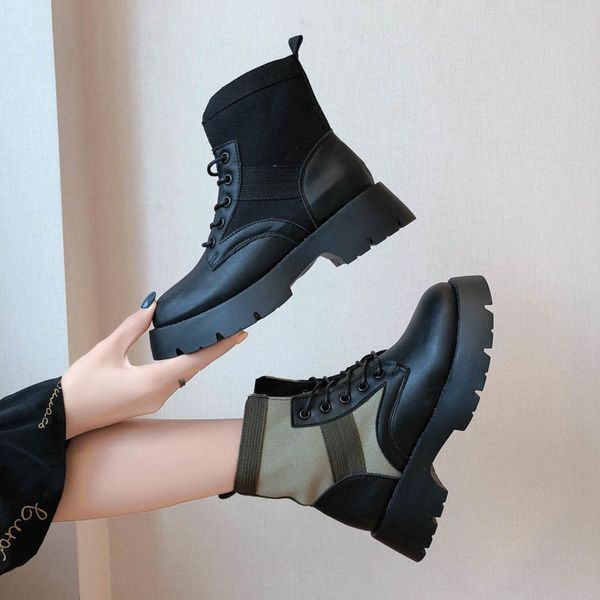 round toe women's rubber boots rock shoes woman booties ladies low heels booties luxury designer boots-women rain black
round toe women's rubber boots rock shoes woman booties ladies low heels booties luxury designer boots-women rain black