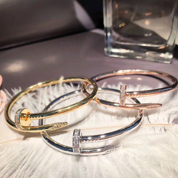 titanium steel diamond nail bracelet ladies european and american fashion big popular single row diamond nail bracelet pulseira jewelry, Black
titanium steel diamond nail bracelet ladies european and american fashion big popular single row diamond nail bracelet pulseira jewelry, Black