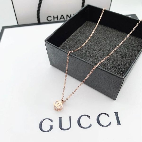 luxury designer personalized necklace titanium steel petite zircon inlaid rose gold necklace clavicle chain necklace not fade, Silver
luxury designer personalized necklace titanium steel petite zircon inlaid rose gold necklace clavicle chain necklace not fade, Silver