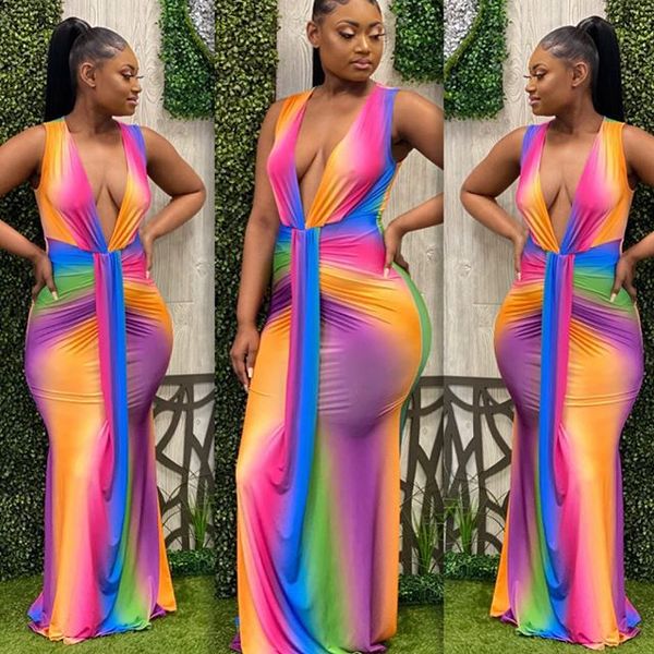 2020 european and american new printed dress deep collar sleeveless multi-color stripe one piece dress, White;black
2020 european and american new printed dress deep collar sleeveless multi-color stripe one piece dress, White;black
