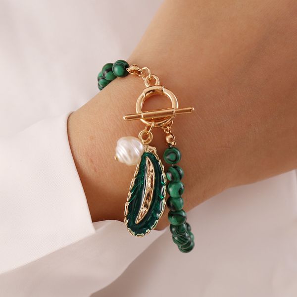 vintage luxury green stone chain bead bracelet for women imitation pearl feather charm bracelet 2020 fashion gold color jewelry, Golden;silver
vintage luxury green stone chain bead bracelet for women imitation pearl feather charm bracelet 2020 fashion gold color jewelry, Golden;silver