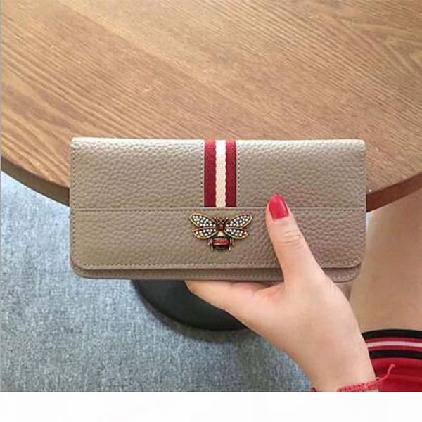 new women genuine leather bee wallet female cow leather purse lady fashion clutch purse ladies long wallet, Red;black
new women genuine leather bee wallet female cow leather purse lady fashion clutch purse ladies long wallet, Red;black