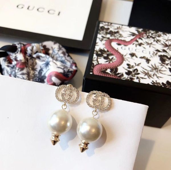 brand designer ladies earrings double letters earrings pearl s925 silver studs earring for women men wedding party jewelry gift box, Golden;silver
brand designer ladies earrings double letters earrings pearl s925 silver studs earring for women men wedding party jewelry gift box, Golden;silver
