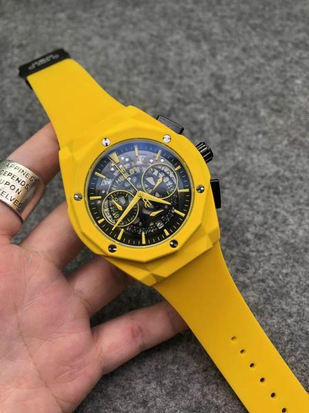 fashionable men's luxury watch rubber strap brand quartz watch sports casual men's watch
fashionable men's luxury watch rubber strap brand quartz watch sports casual men's watch