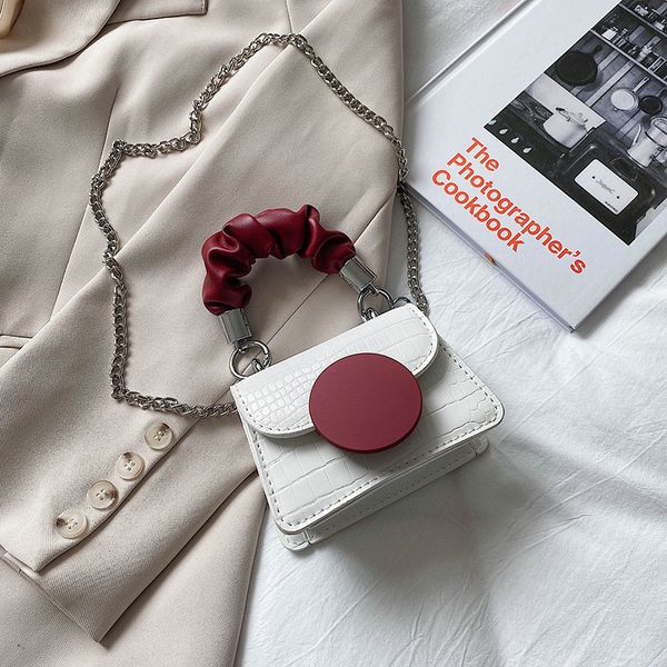 цепи кожа crossbody сумки для женщин 2020 путешествие сумки мода простой плечо сумка женская сумка crossbody сак main
цепи кожа crossbody сумки для женщин 2020 путешествие сумки мода простой плечо сумка женская сумка crossbody сак main