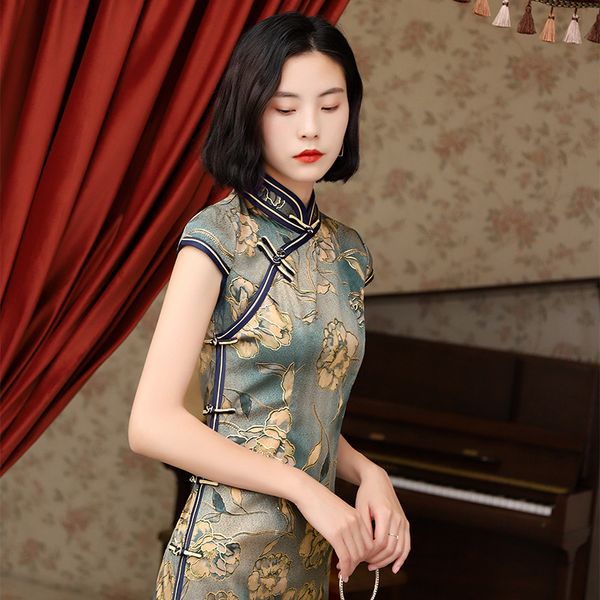 ethnic clothing long cheongsam chinese style improved old shanghai silk elegant daily catwalk young girl dress qipao flowers dresses, Red
ethnic clothing long cheongsam chinese style improved old shanghai silk elegant daily catwalk young girl dress qipao flowers dresses, Red