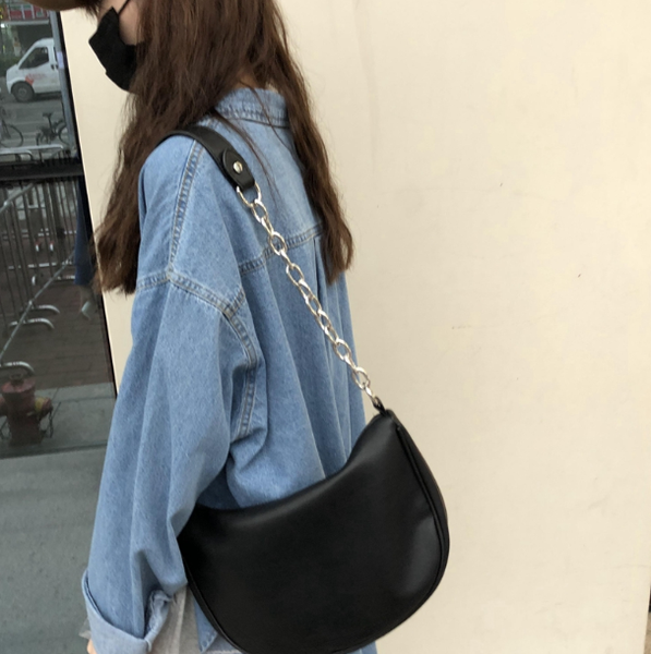 fashion women small bag baguette girl messenger shoulder bag chain pu leather zipper female vintage cute handbag underarm rt6
fashion women small bag baguette girl messenger shoulder bag chain pu leather zipper female vintage cute handbag underarm rt6