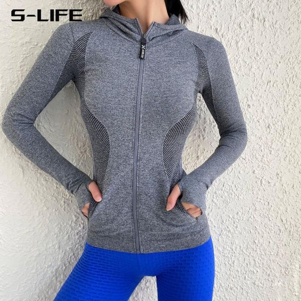 running jackets sport outfit for woman sports work out clothing yoga hooded jacket quick dry zipper cardigan fitness shirt, Black;red
running jackets sport outfit for woman sports work out clothing yoga hooded jacket quick dry zipper cardigan fitness shirt, Black;red