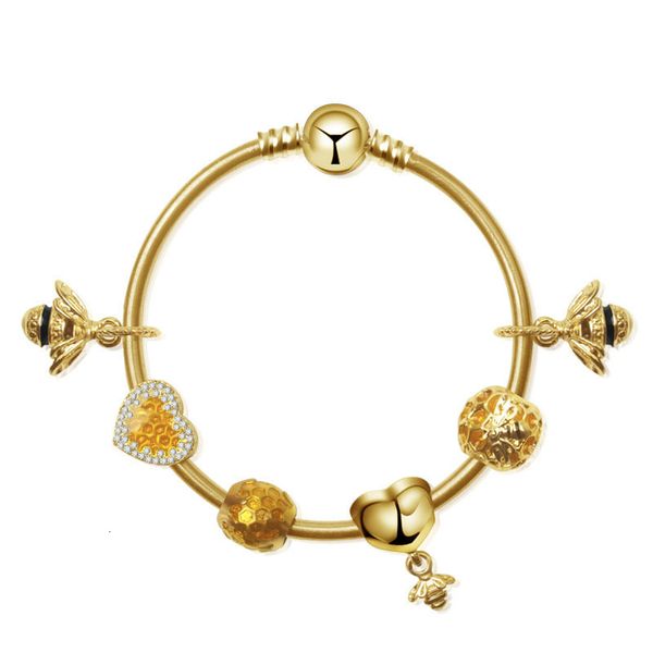 gold bee pendant charms bracelet adapting brand jewelry for women gift 3mm charm chain bracelet bead bangle, Golden;silver
gold bee pendant charms bracelet adapting brand jewelry for women gift 3mm charm chain bracelet bead bangle, Golden;silver