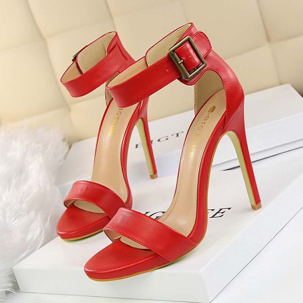 women's shoes high european and american retro summer heels super high heels waterproof platform word belt buckle sandals, Black
women's shoes high european and american retro summer heels super high heels waterproof platform word belt buckle sandals, Black