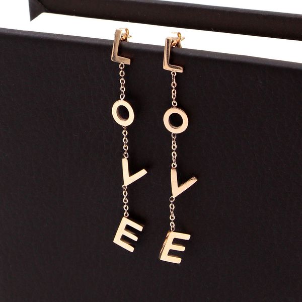2020 new fashion love letter patchwork rose gold ear studs korean and korean girls popular titanium steel earrings, Golden;silver
2020 new fashion love letter patchwork rose gold ear studs korean and korean girls popular titanium steel earrings, Golden;silver