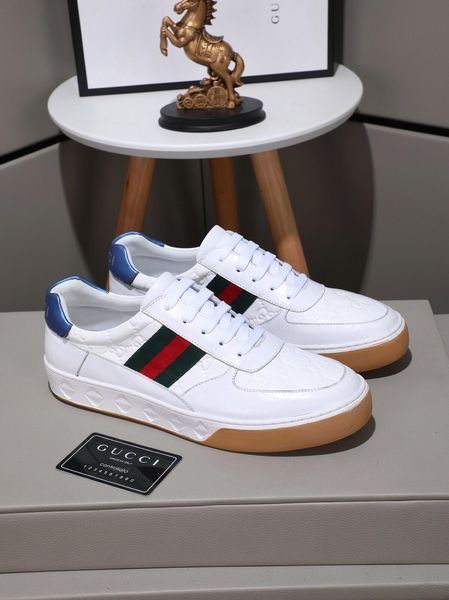2021u new pattern men 's casual shoes fashion trend wild tide shoes ,comfortable and breathable sports shoes ,original box packaging 3, Black
2021u new pattern men 's casual shoes fashion trend wild tide shoes ,comfortable and breathable sports shoes ,original box packaging 3, Black