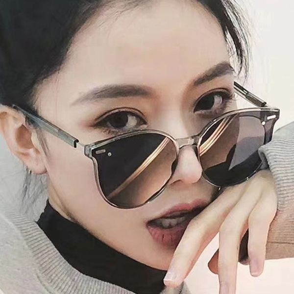 sunglasses fashion 2021 round women vintage metal luxury ocean lens glasses retro feminino uv400, White;black
sunglasses fashion 2021 round women vintage metal luxury ocean lens glasses retro feminino uv400, White;black