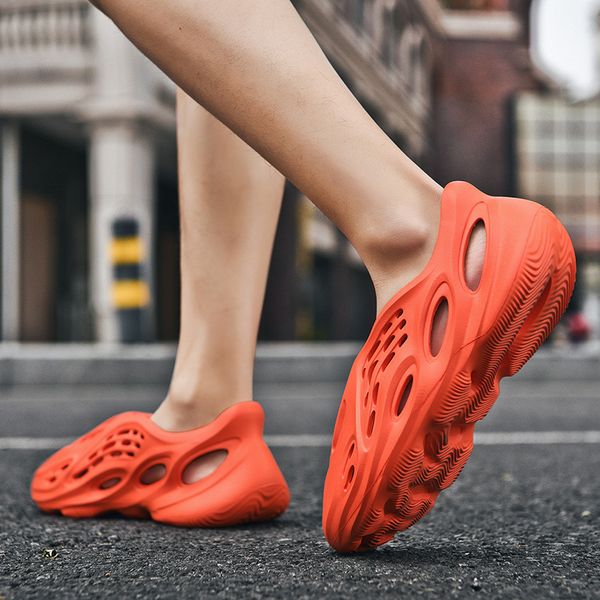 summer men casual sandals beach slippers men shoes aqua breathable runner outdoor slippers foam water shoes outdoor, Black
summer men casual sandals beach slippers men shoes aqua breathable runner outdoor slippers foam water shoes outdoor, Black