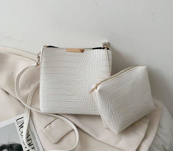 summer net hongzi mother bag 2020 new messenger bag women s versatile ins crocodile women s leisure bucketok
summer net hongzi mother bag 2020 new messenger bag women s versatile ins crocodile women s leisure bucketok