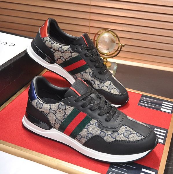 new classic designers shoes triple red green sneakers mens running shoes casual flat sneakers leather chaussures driving trainers as1
new classic designers shoes triple red green sneakers mens running shoes casual flat sneakers leather chaussures driving trainers as1