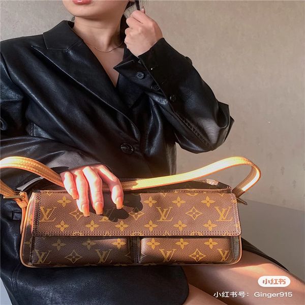 188834leather classic fashion handbag card bag zero wallet men's and women's backpacks single shoulder bag111
188834leather classic fashion handbag card bag zero wallet men's and women's backpacks single shoulder bag111