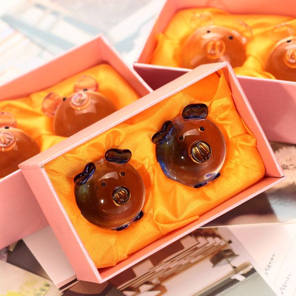 boxed crystal couple pigs toy glass kiss pig cute crystal pig craft creative gift car decoration wholesale
boxed crystal couple pigs toy glass kiss pig cute crystal pig craft creative gift car decoration wholesale