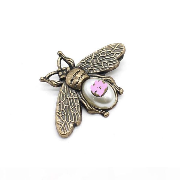new vintage luxury bee brooch luxury designer pearl rhinestone insect suit lapel pin jewelry accessories fast shipping, Gray
new vintage luxury bee brooch luxury designer pearl rhinestone insect suit lapel pin jewelry accessories fast shipping, Gray
