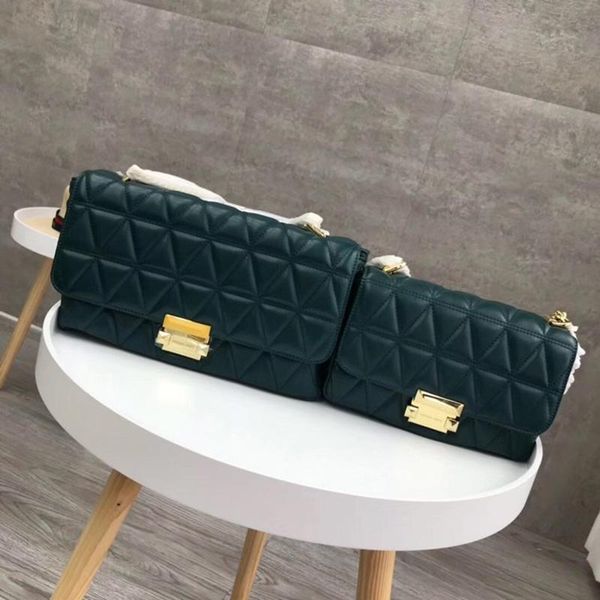 2021g new luxury design ladies handbag shoulder dinner bag wild fashion leather fabric metal texture chain ladies crossbody bag
2021g new luxury design ladies handbag shoulder dinner bag wild fashion leather fabric metal texture chain ladies crossbody bag