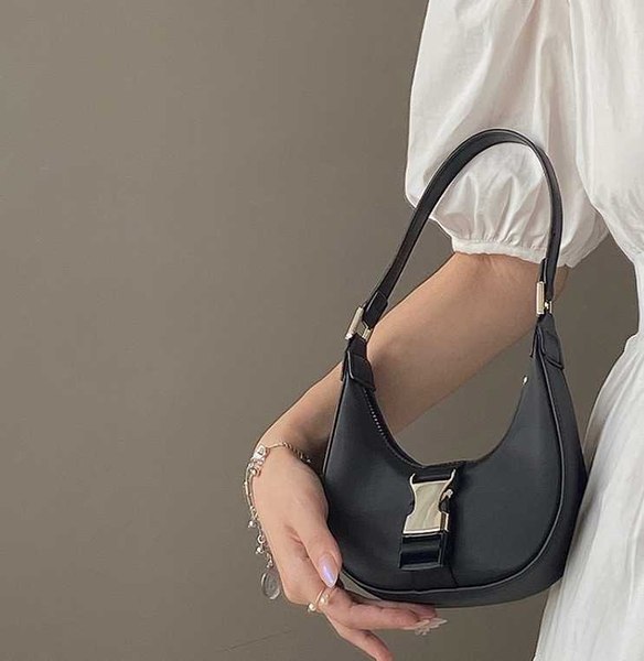 fashion women small bag chain saddle female fashion bag nylon cross body girl casual shoulder messenger g5fans2
fashion women small bag chain saddle female fashion bag nylon cross body girl casual shoulder messenger g5fans2