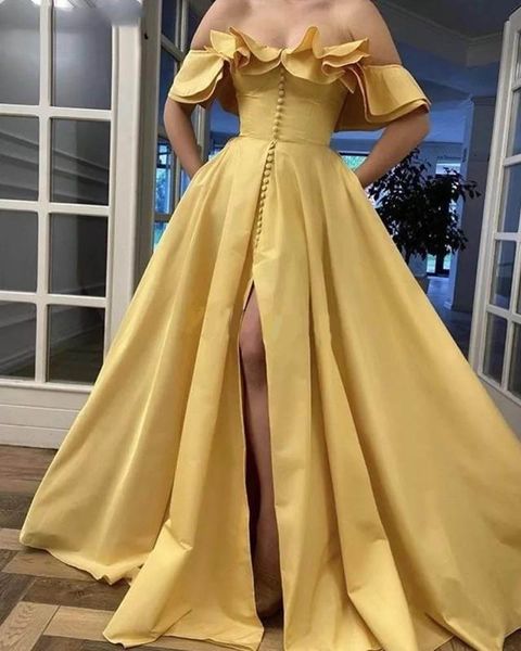 yellow evening dresses off shoulder front split sweep train ruffles covered button long formal women prom party gowns vestidos de noche, Black;red
yellow evening dresses off shoulder front split sweep train ruffles covered button long formal women prom party gowns vestidos de noche, Black;red