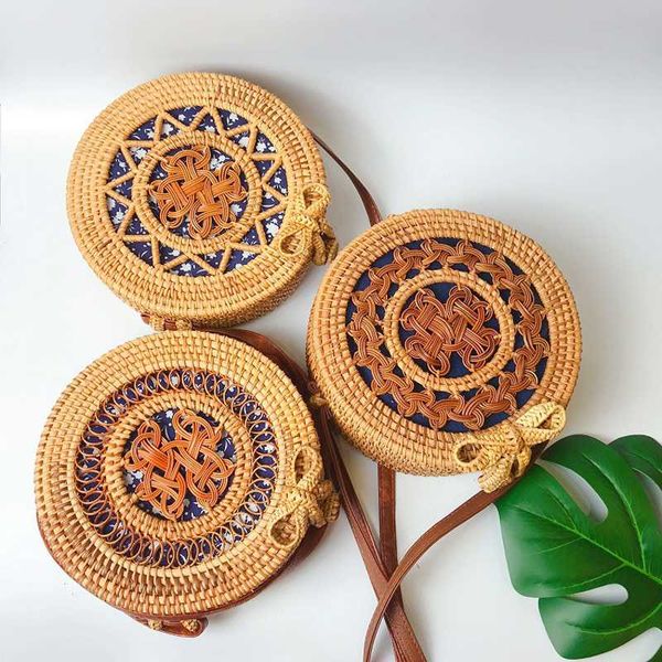 2020 round straw bag for women summer vacation holidays beach handbag hollow out bohemia straw bag drop shipping
2020 round straw bag for women summer vacation holidays beach handbag hollow out bohemia straw bag drop shipping