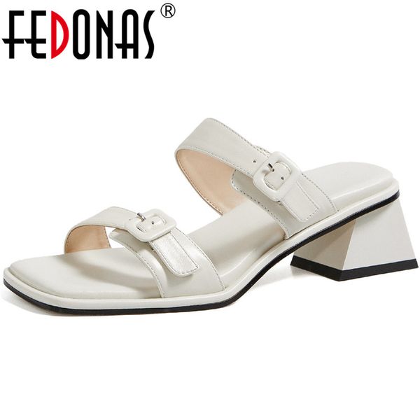 fedonas elegant metal decoration female slippers peep toe high heels sandals for girls 2020 summer casual basic shoes woman, Black
fedonas elegant metal decoration female slippers peep toe high heels sandals for girls 2020 summer casual basic shoes woman, Black