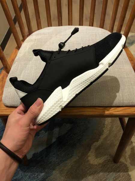 2021a new custom mesh leather combined with casual men 's sports shoes ,fashion wild low -shoes ,original box packaging 38 -44, Black
2021a new custom mesh leather combined with casual men 's sports shoes ,fashion wild low -shoes ,original box packaging 38 -44, Black