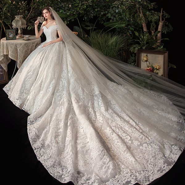 wedding dress 2020 mrs win vestido de noiva elegant boat neck wedding gown with train princess luxury lace robe de mariee, Blue;red
wedding dress 2020 mrs win vestido de noiva elegant boat neck wedding gown with train princess luxury lace robe de mariee, Blue;red