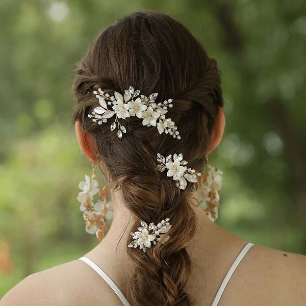romantic flower bridal hair comb set handmade hair pins set fashion wedding headpiece party prom jewelry for brides, Golden;silver
romantic flower bridal hair comb set handmade hair pins set fashion wedding headpiece party prom jewelry for brides, Golden;silver