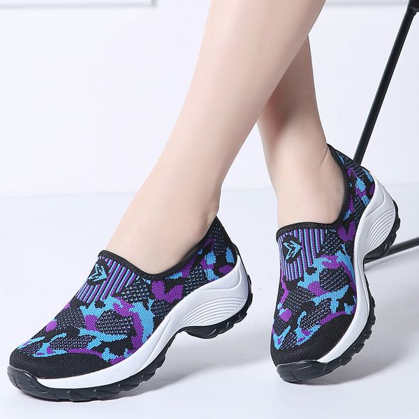 2020 winter women flat platform shoes women breathable mesh casual sneakers shoes ladies slip on sneakers, Black
2020 winter women flat platform shoes women breathable mesh casual sneakers shoes ladies slip on sneakers, Black