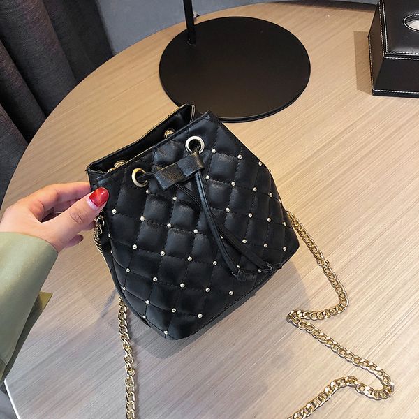 лилия queen женщины crossbody сумка ling плед мини ковш draw строковых плечо сумки повелительницы sac
лилия queen женщины crossbody сумка ling плед мини ковш draw строковых плечо сумки повелительницы sac