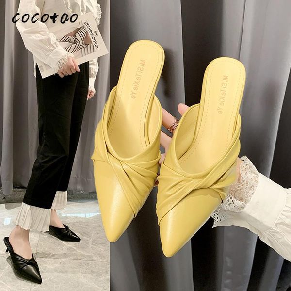 fashion wear baotou half slippers female fine with spring 2020 new wild pointed professional temperament sandals female, Black
fashion wear baotou half slippers female fine with spring 2020 new wild pointed professional temperament sandals female, Black