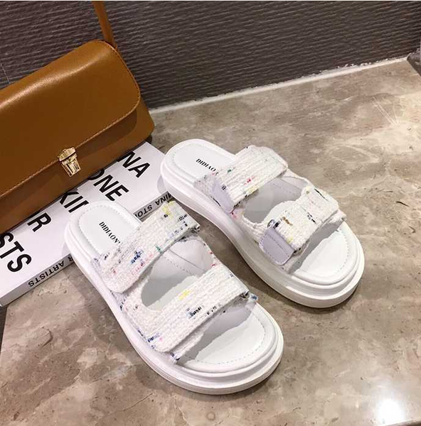 summer women mules design slippers sandals square sole slides flats women shoes summer woman gladiator slippers shoes woman, Black
summer women mules design slippers sandals square sole slides flats women shoes summer woman gladiator slippers shoes woman, Black